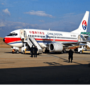 长沙黄花空运航空快运业稳步发展的原因是什么？